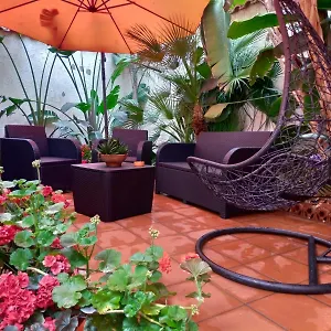 Il Cortiletto Di Piazza Verga Aeroporto di Catania Fontana Rossa